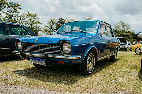 Portefeuille en cuir pour femme : l'élégance artisanale et tendance